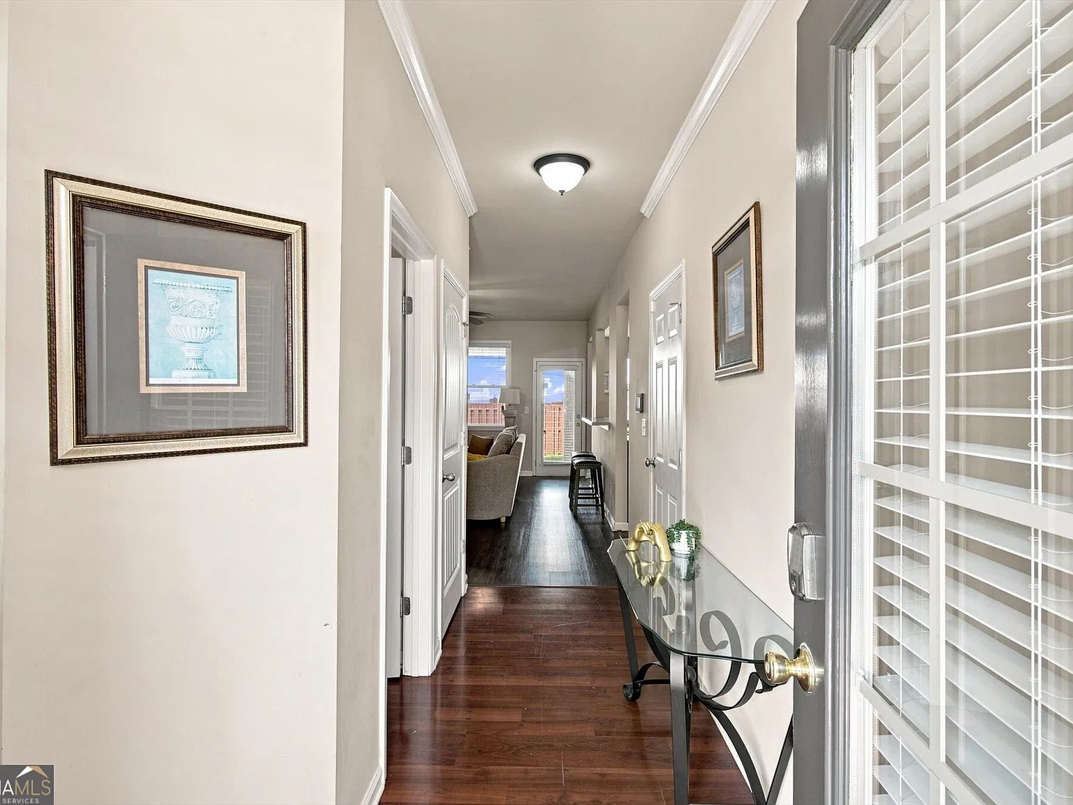 3 bed, 2.5 bath, 2388 sqft, $2,900 — Photo 3