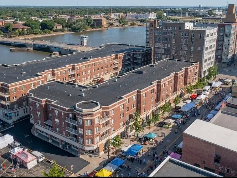 Aerial View of Riverside Condo