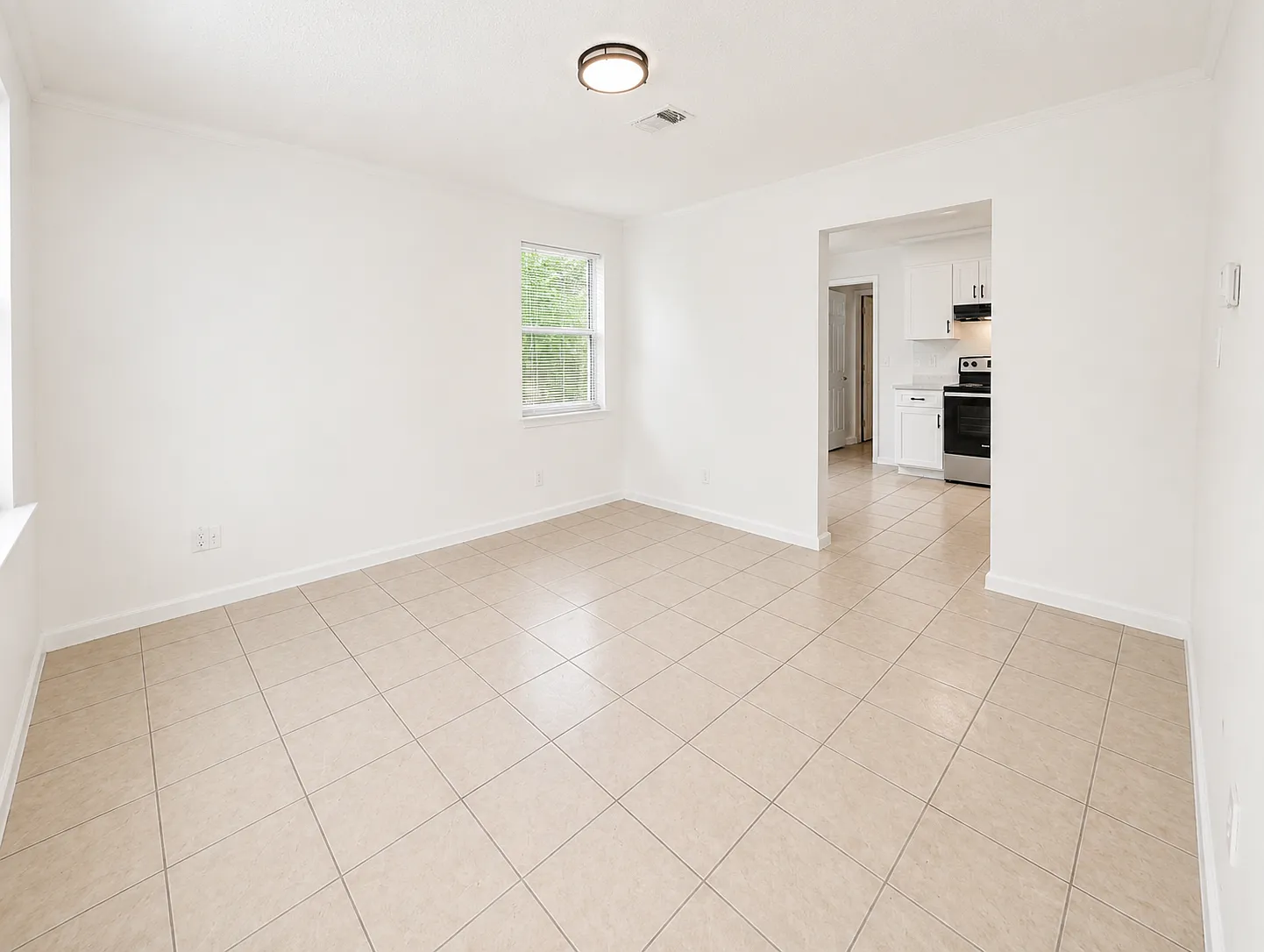 2 bed, 810 sqft, $1,395 — Photo 4