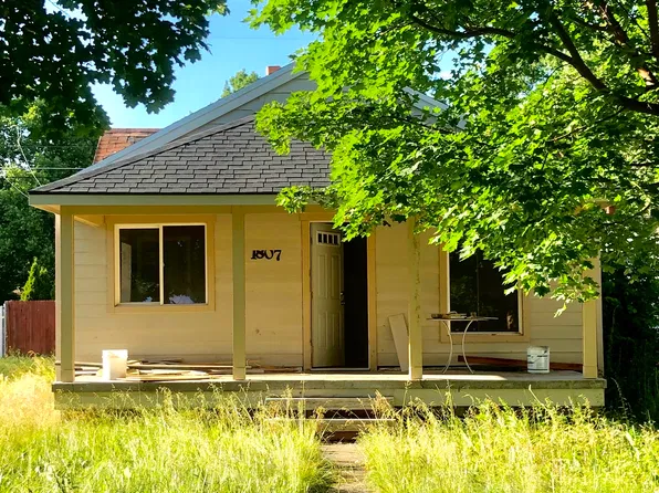 1807 E Glass Ave, Spokane, WA 99207