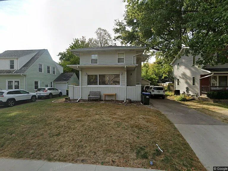 321 Melrose Ct