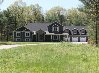 1187 Copper Creek Dr, Muskegon, MI 49442