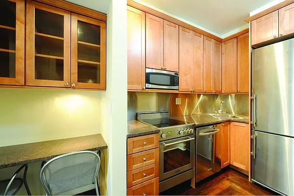 Sold by Stribling | media 2