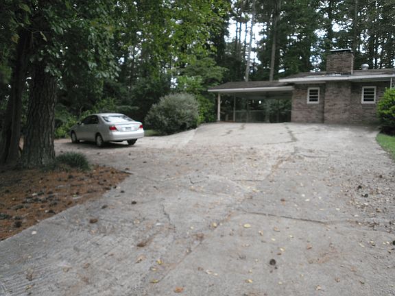 Car Port and Additional Parking