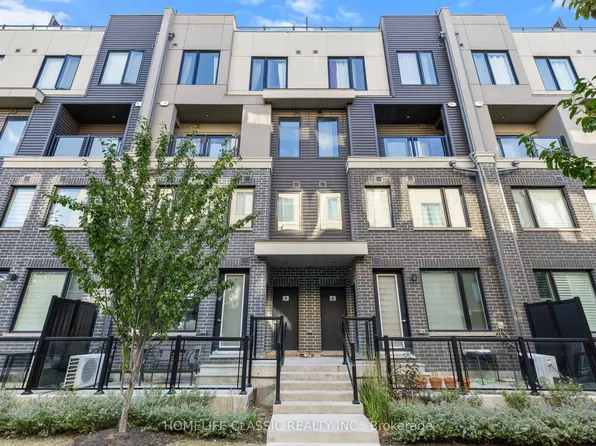 3476 Widdicombe Way #9, Mississauga, ON L5L 0B8