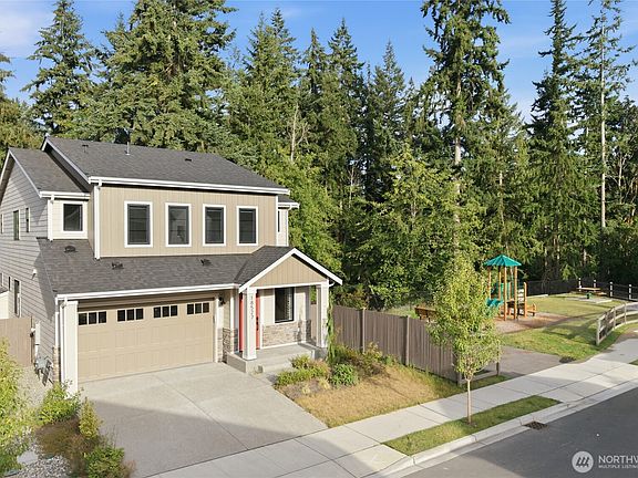 2nd image of 18527 Meridian Ave SE