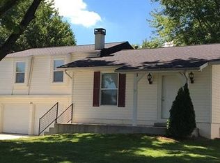 45 Jane Dr, Saint Peters, MO