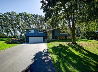 4511 Maple Ln, Windsor, WI 53598