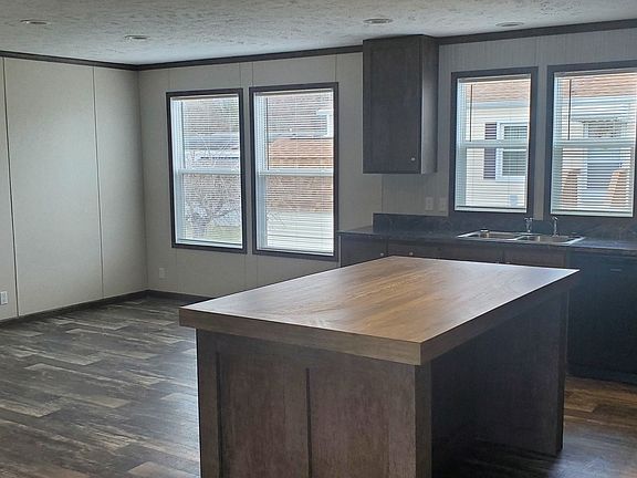 4th image of 6561 Delcross Ct #325