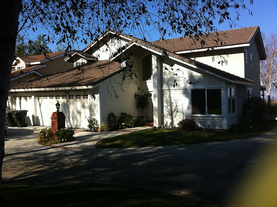 1st image of 1075 S Burlwood Dr