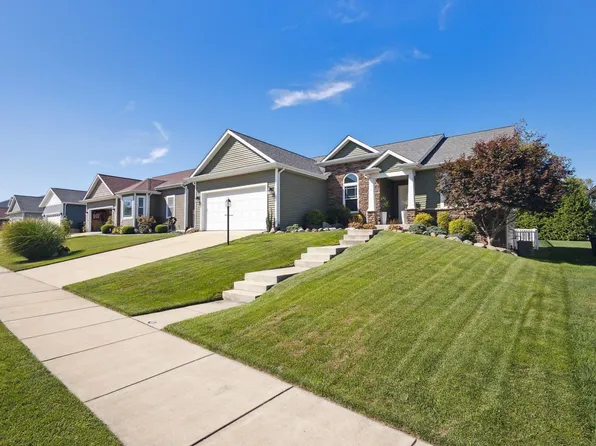 2421 Basin St, South Bend, IN 46614