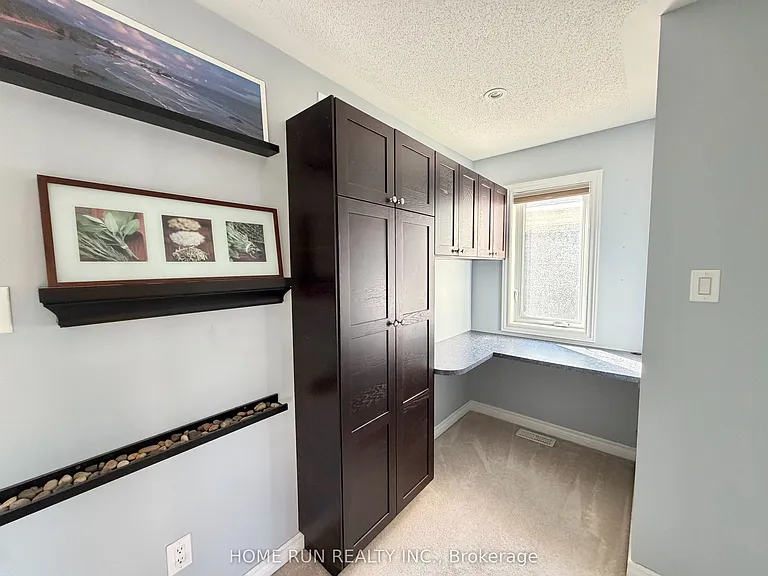 114 Glendore St — Photo 23