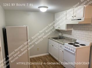 1261 State Route 7 #4, Troy, NY 12180