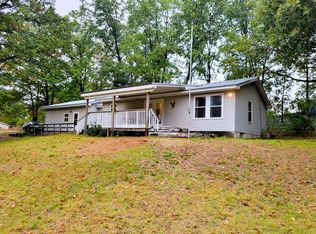 2929 S Lee Rd, Saranac, MI 48881