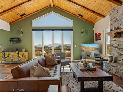 905 Del Norte Ln, Lake Arrowhead, CA, 92352