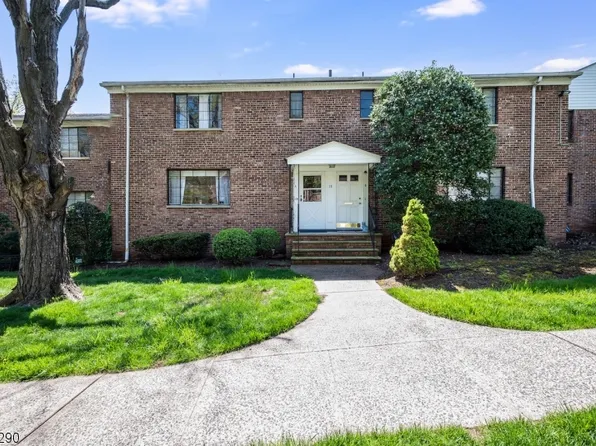 15 Troy Dr #A, Springfield Twp., NJ 07081