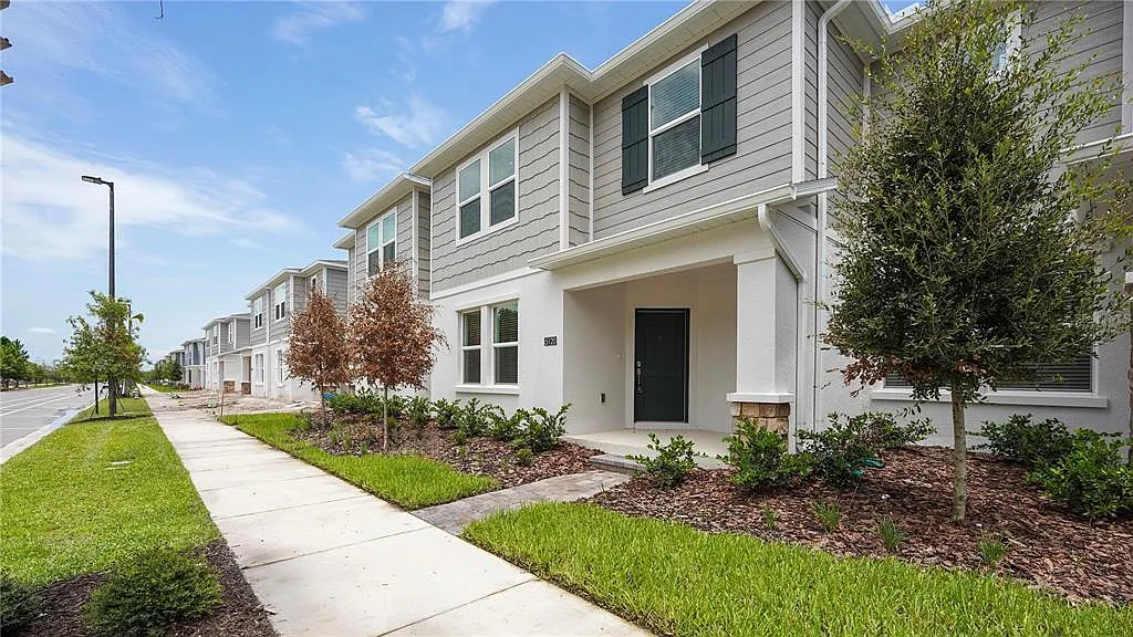 3 bed, 2.5 bath, 1823 sqft, $2,150 — Photo 1