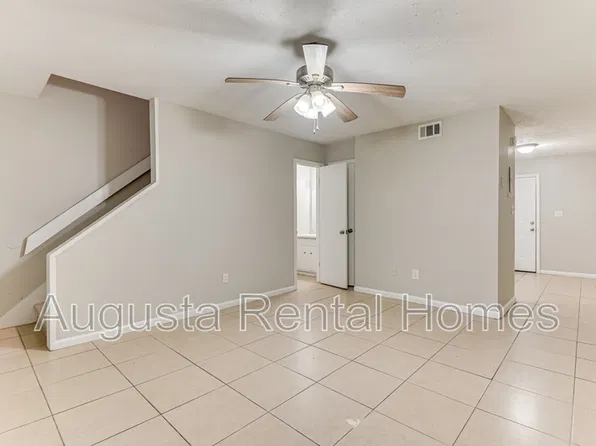140 Chalet North Ct, North Augusta, SC
