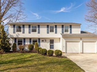 341 Carmell Dr, Pittsburgh, PA