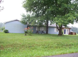 421 Heidel Rd, Wartburg, TN 37887