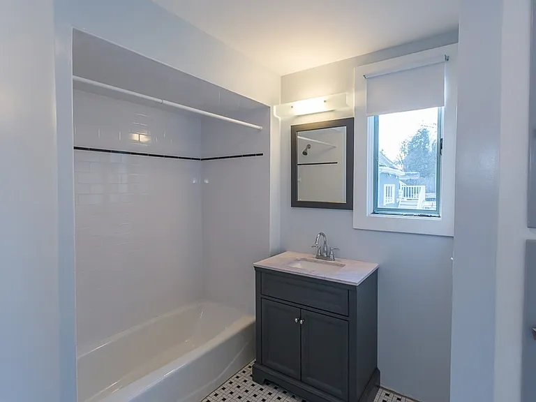 278 Lafayette St #1 — Photo 7