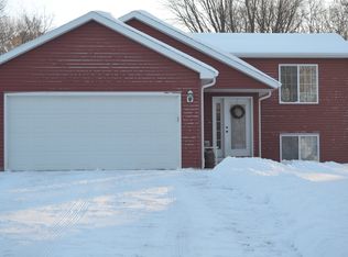 912 West St, Mantorville, MN 55955