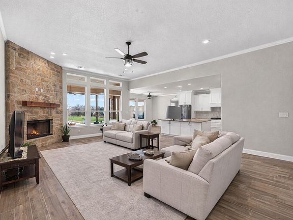 4th image of 7613 Carter Ranch Rd