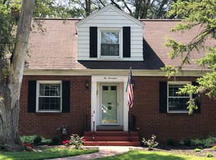 217 S Forest Rd, Buffalo, NY 14221