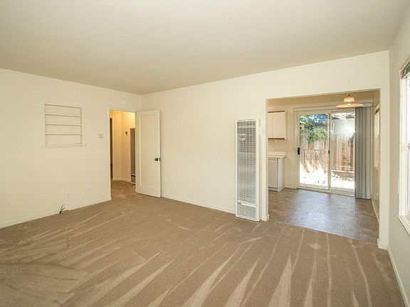2nd image of 496 Chiquita Ave #A
