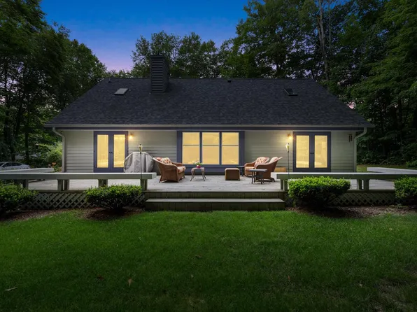 4459 Honeywood COURT, Jackson, WI 53037
