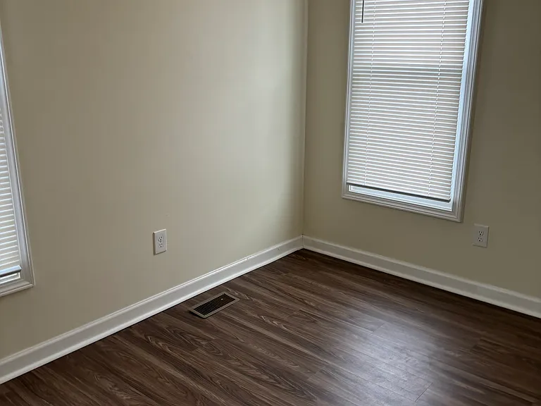 186 W Park Ave #186 — Photo 12
