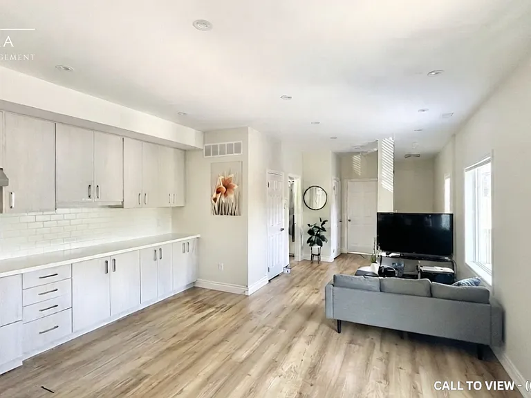340 Atlas Ave #3 — Photo 4