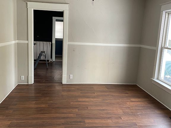 5th image of 416 Johnson St