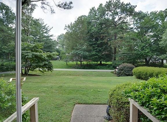 5th image of 179 Stonehill Dr