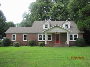 2313 Sulphur Springs Rd, Murfreesboro, TN 37129