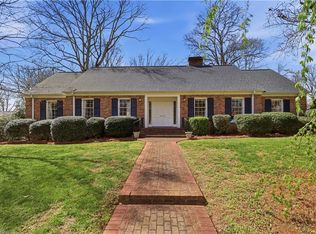 698 Lichfield Rd, Winston Salem, NC 27104