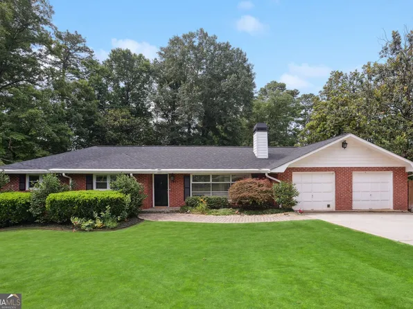 3871 Hillcrest Dr SE, Smyrna, GA 30080