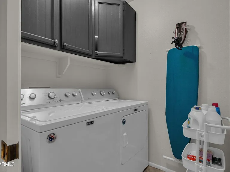4611 E Desert Dr — Photo 41