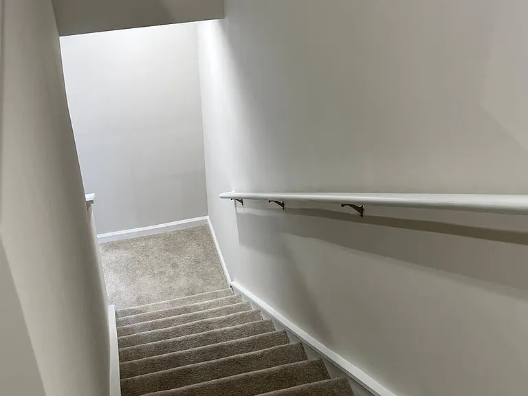243 Christiana Ln #B — Photo 36