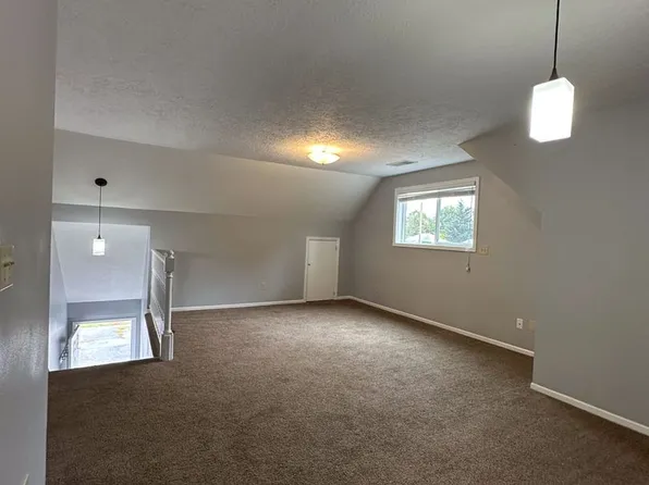 025, 3027 D St NE Suite 200, Salem, OR 97301