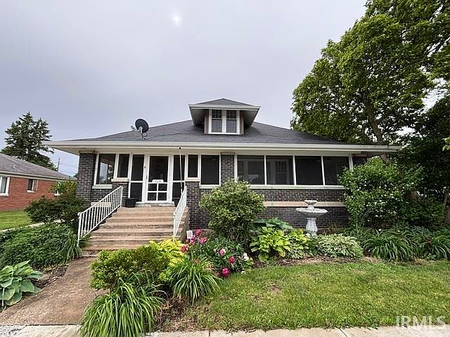 1st image of 208 N Washington Ave