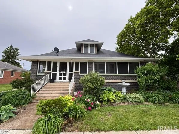 208 N Washington Ave, Fowler, IN 47944