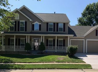 1332 Westhampton Woods Ct, Chesterfield, MO 63005