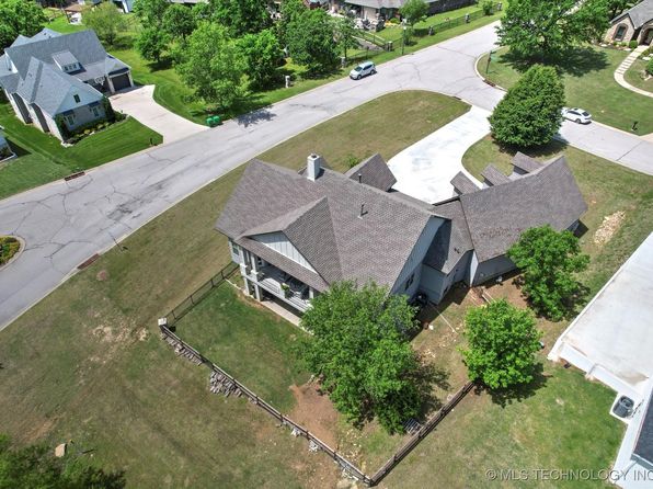421 Summercrest Ct, Sapulpa, OK 74066