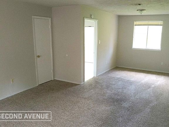 4th image of 11218 Evesborough Dr