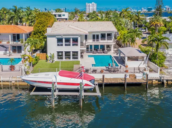 1970 NE 118th Rd, North Miami, FL 33181