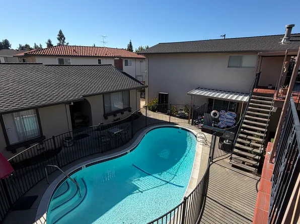 1576 Ontario Dr APT 14, Sunnyvale, CA 94087