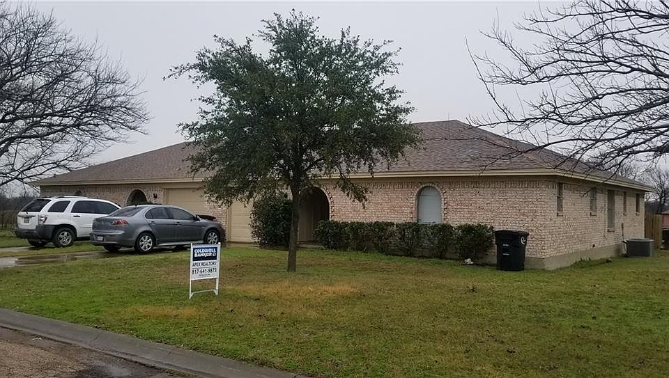1st image of 2100 Granbury St #2102