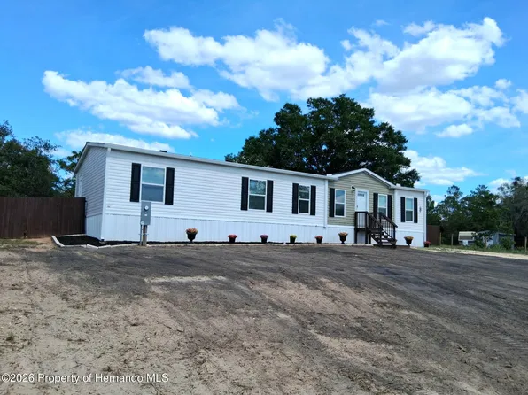 8128 Weeping Willow St, Brooksville, FL 34613