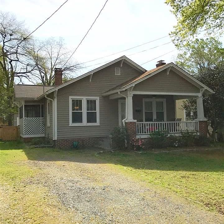 2nd image of 1018 Iredell St
